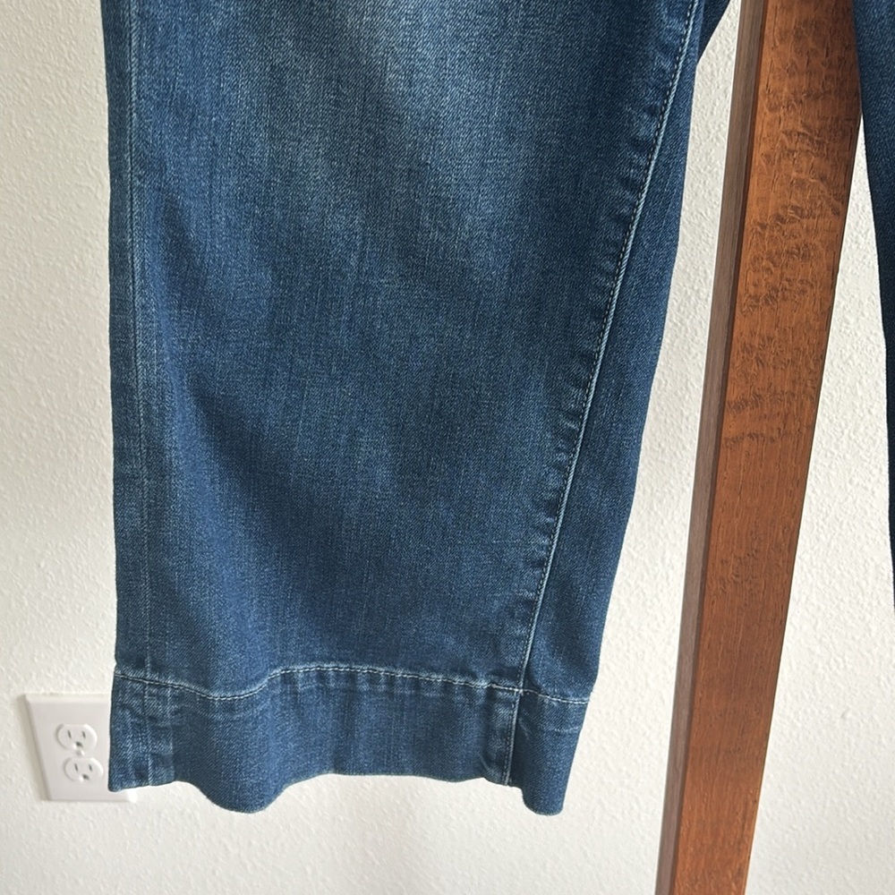 Chico's Cropped Wide Leg Jeans - Picture 5 of 9